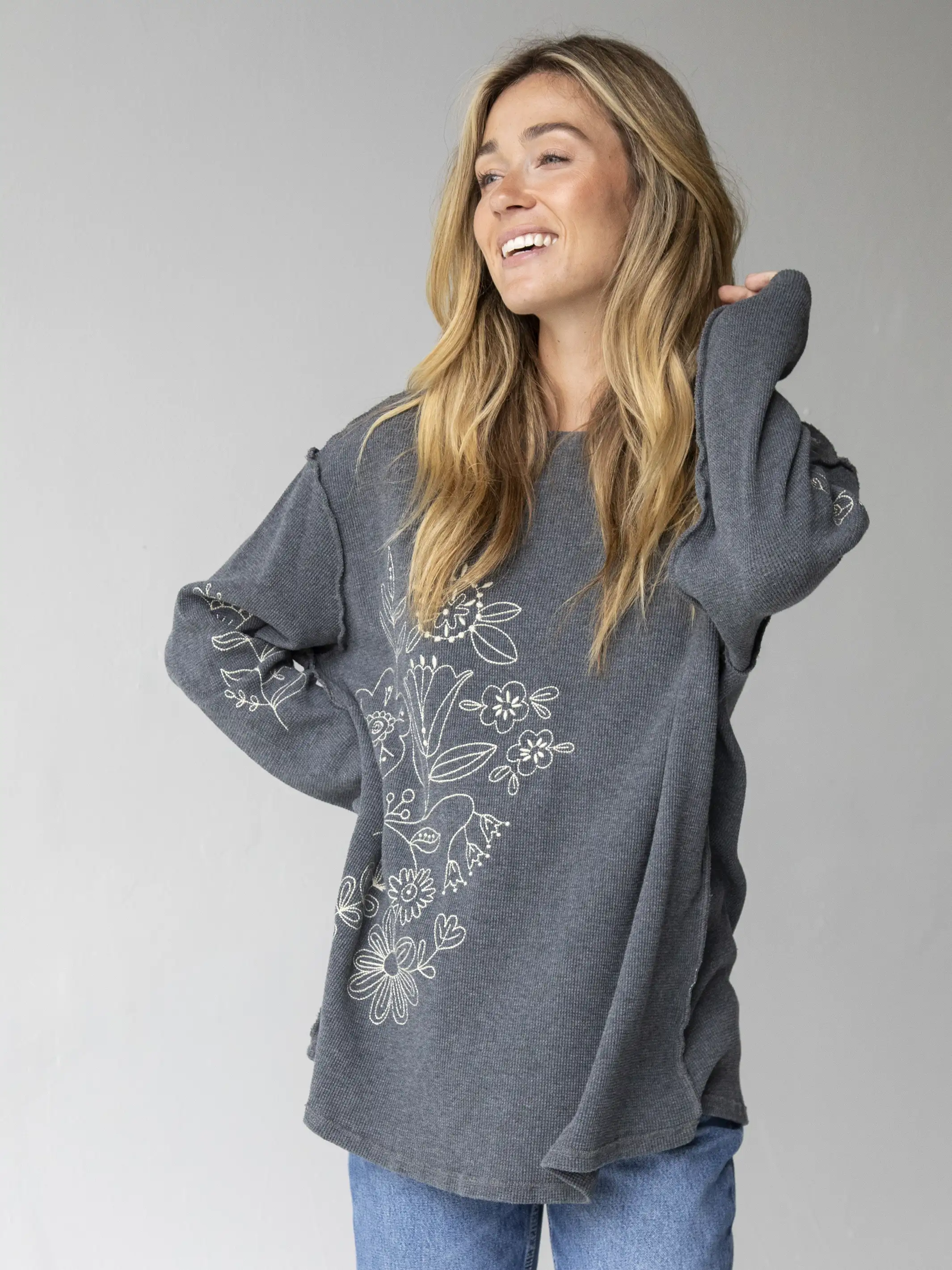 Aida Embroidered Thermal - Charcoal Folk Flowers - Image 3