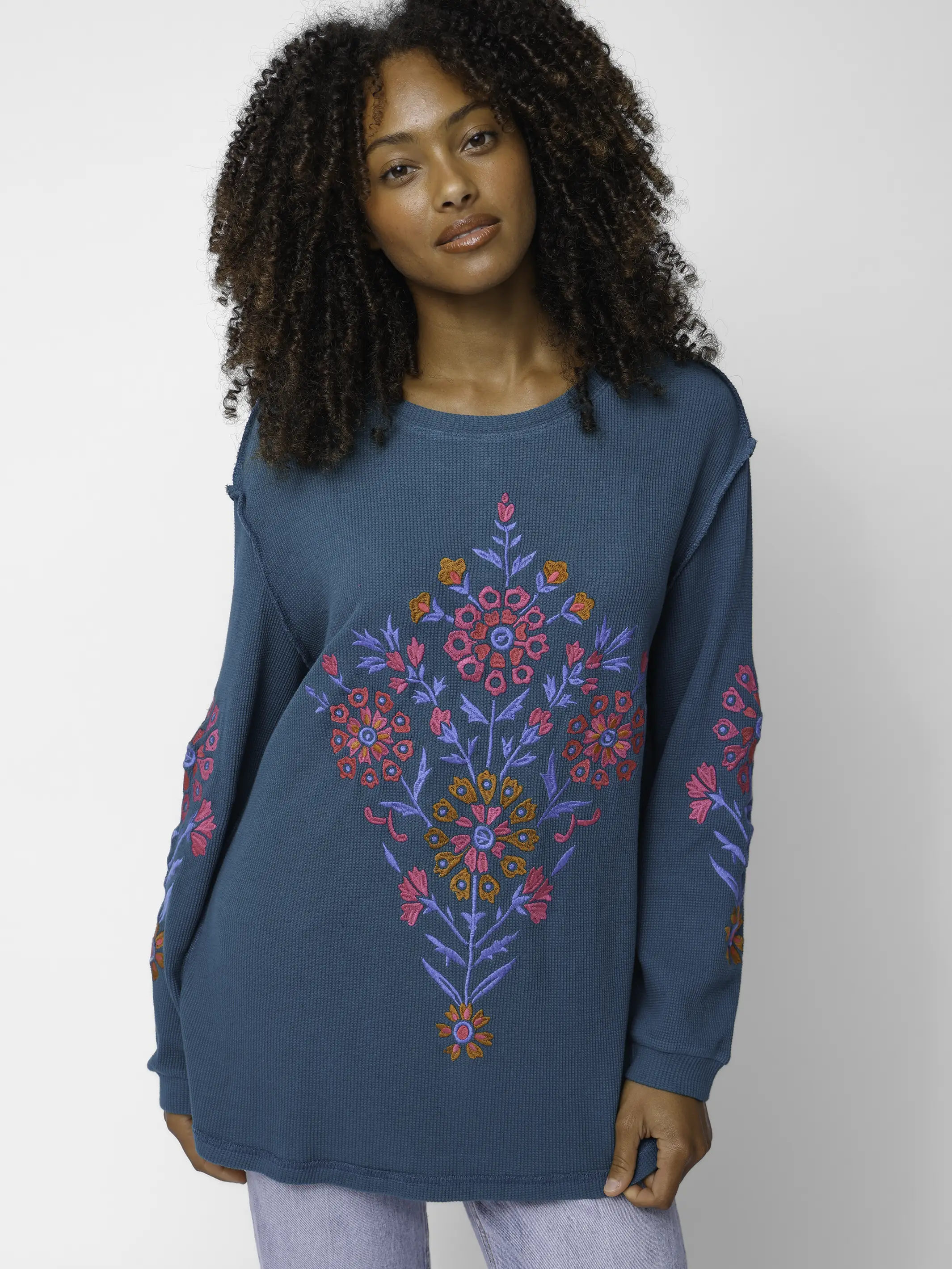 Aida Embroidered Thermal - Teal Folk Bouquet - Image 2