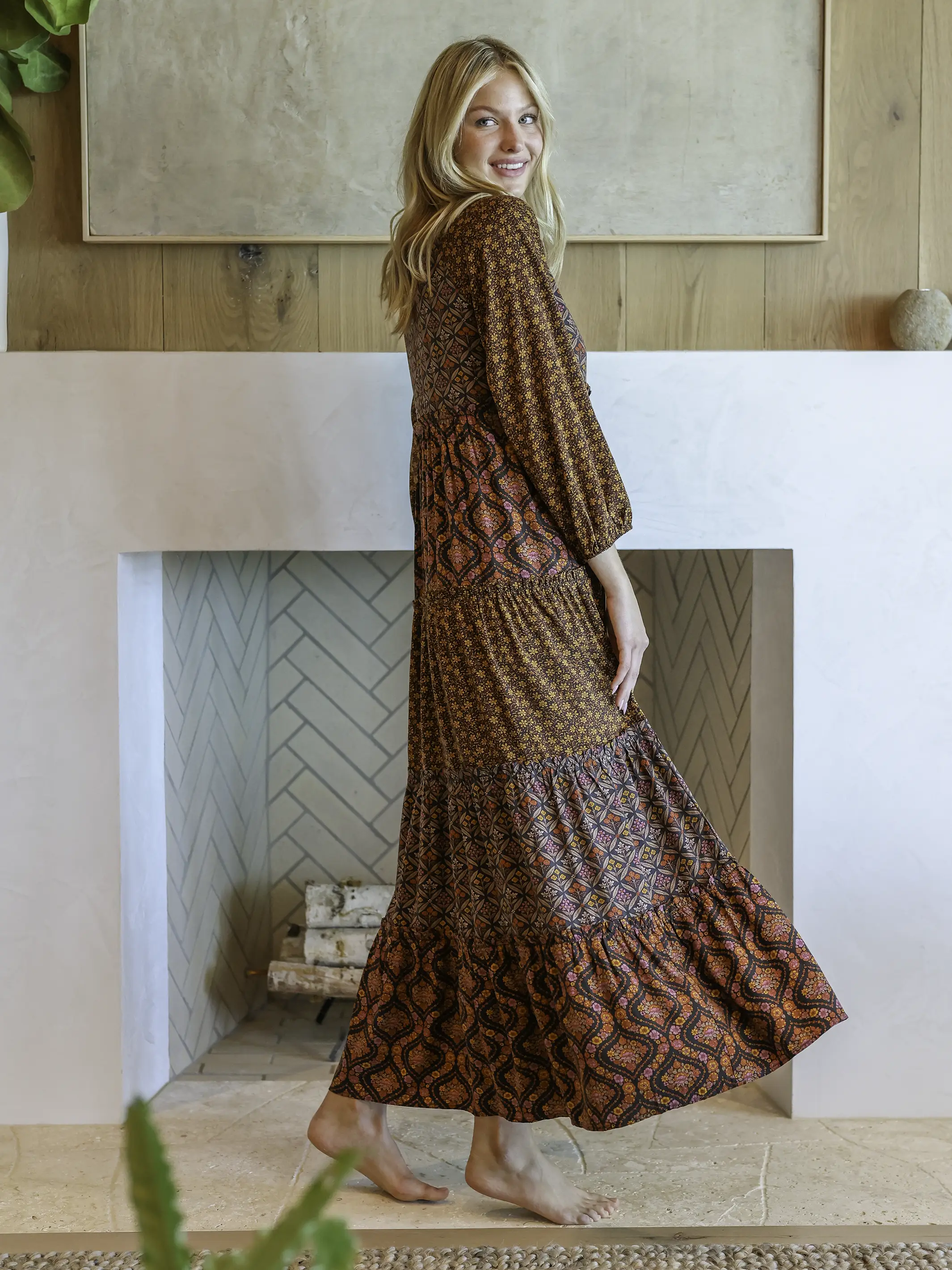 Berkley Long Sleeve Maxi Dress - Nouveau Blossoms Black - Image 3