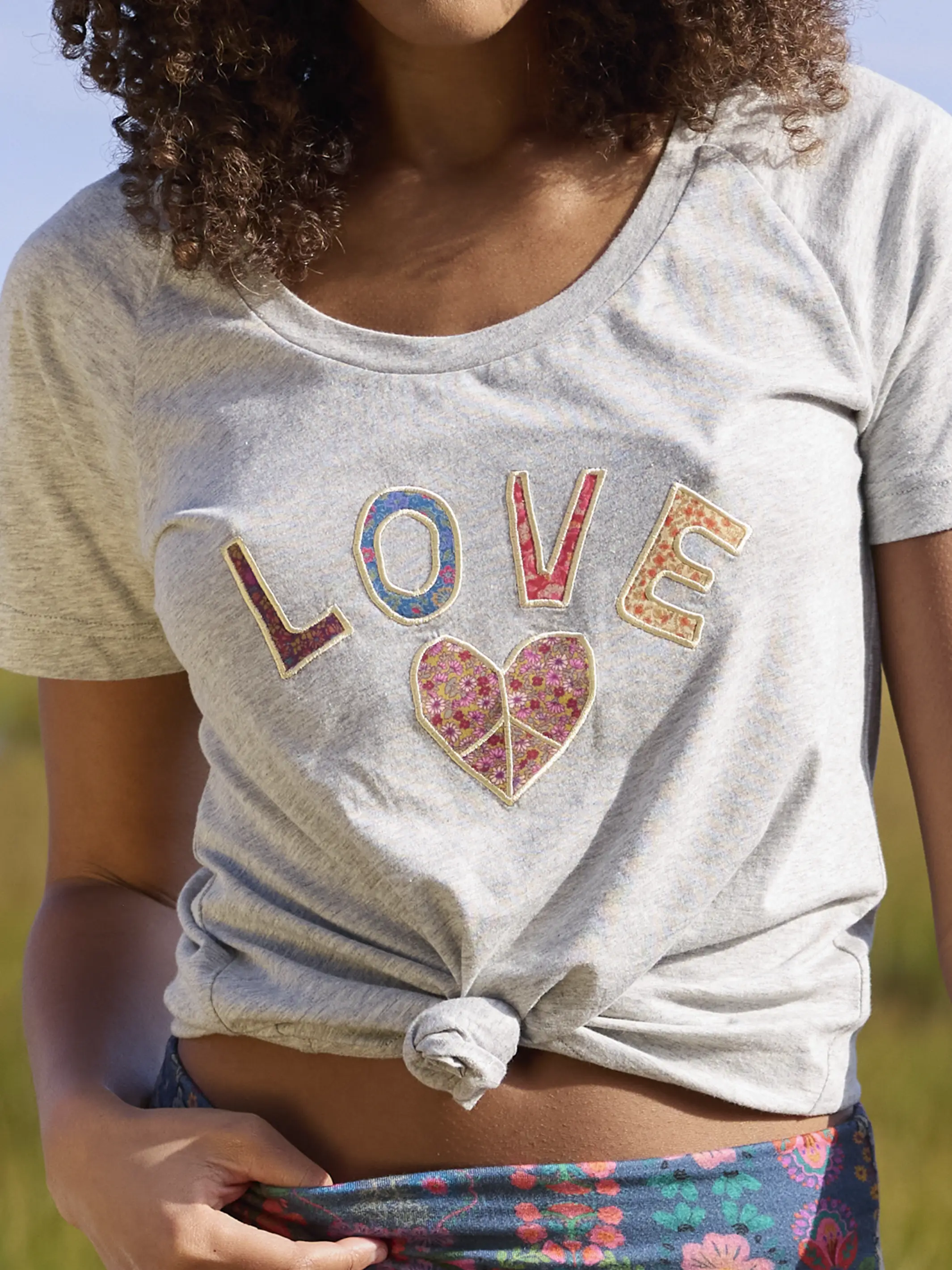 Boho Cotton Applique Tee - Heather Grey Love - Image 2