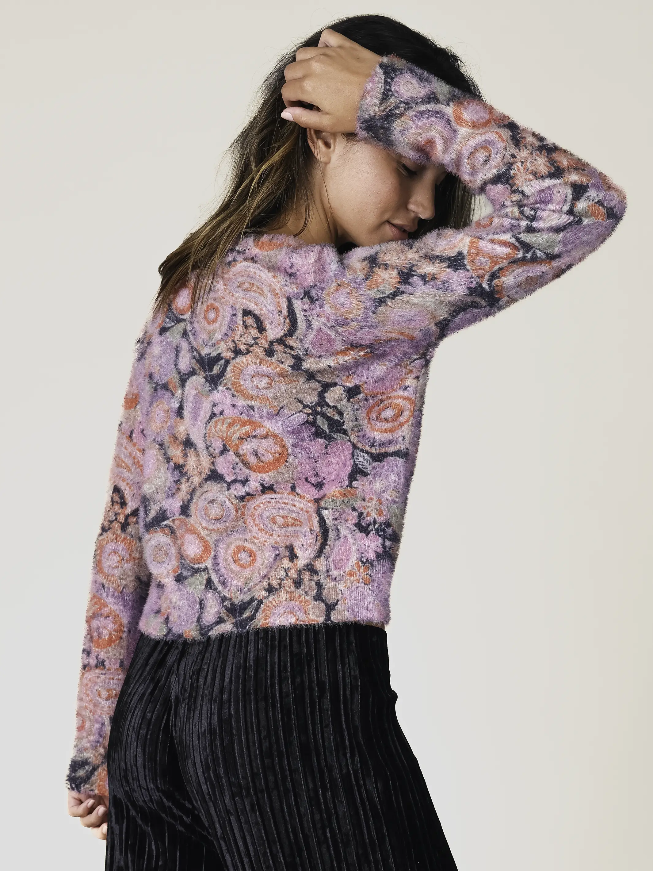Cashmere-Like Cardigan - Black Sketched Paisley - Image 3
