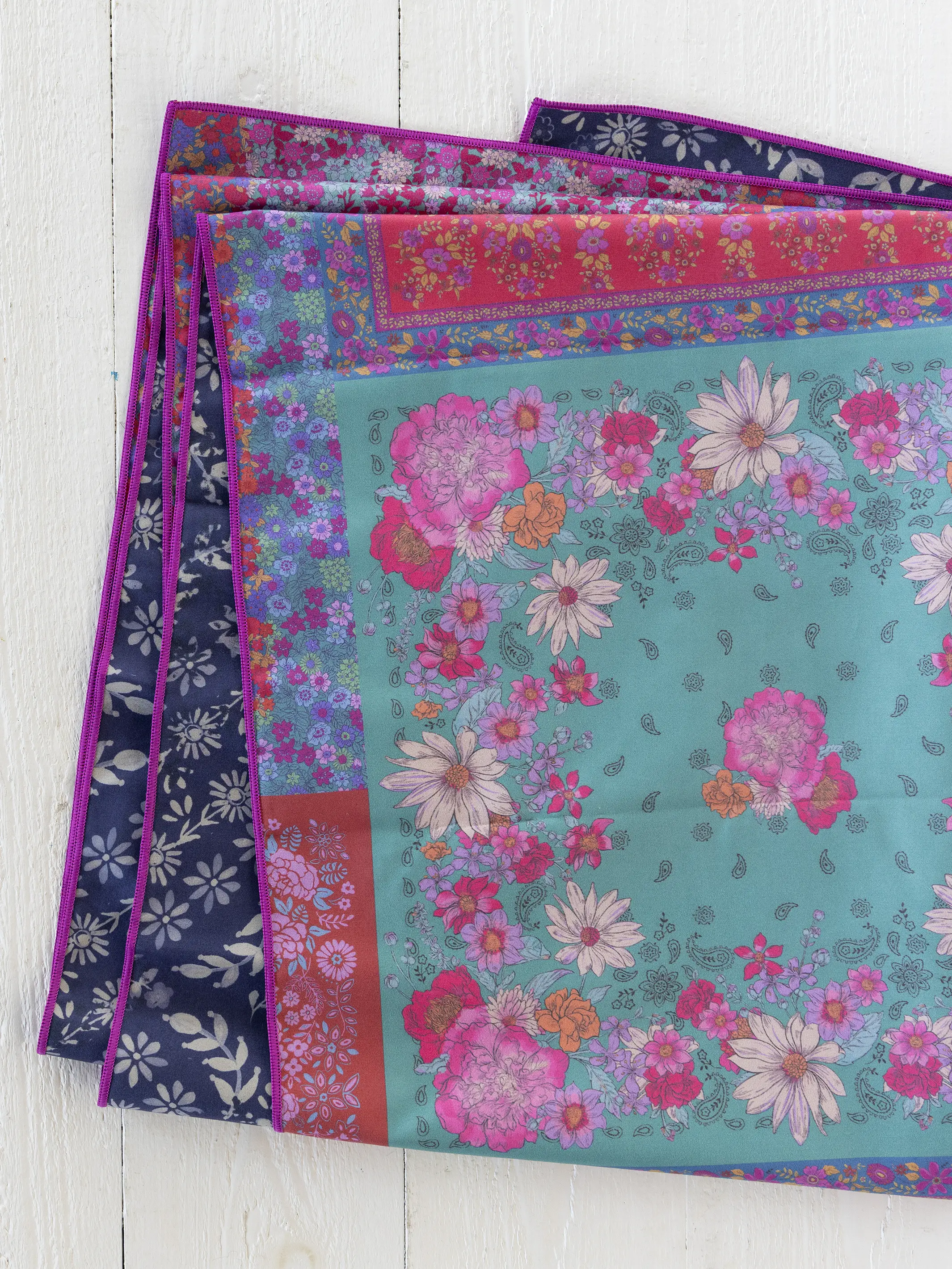 Double-Sided Microfiber Beach Towel - Diamond Bandana Navy - Image 4