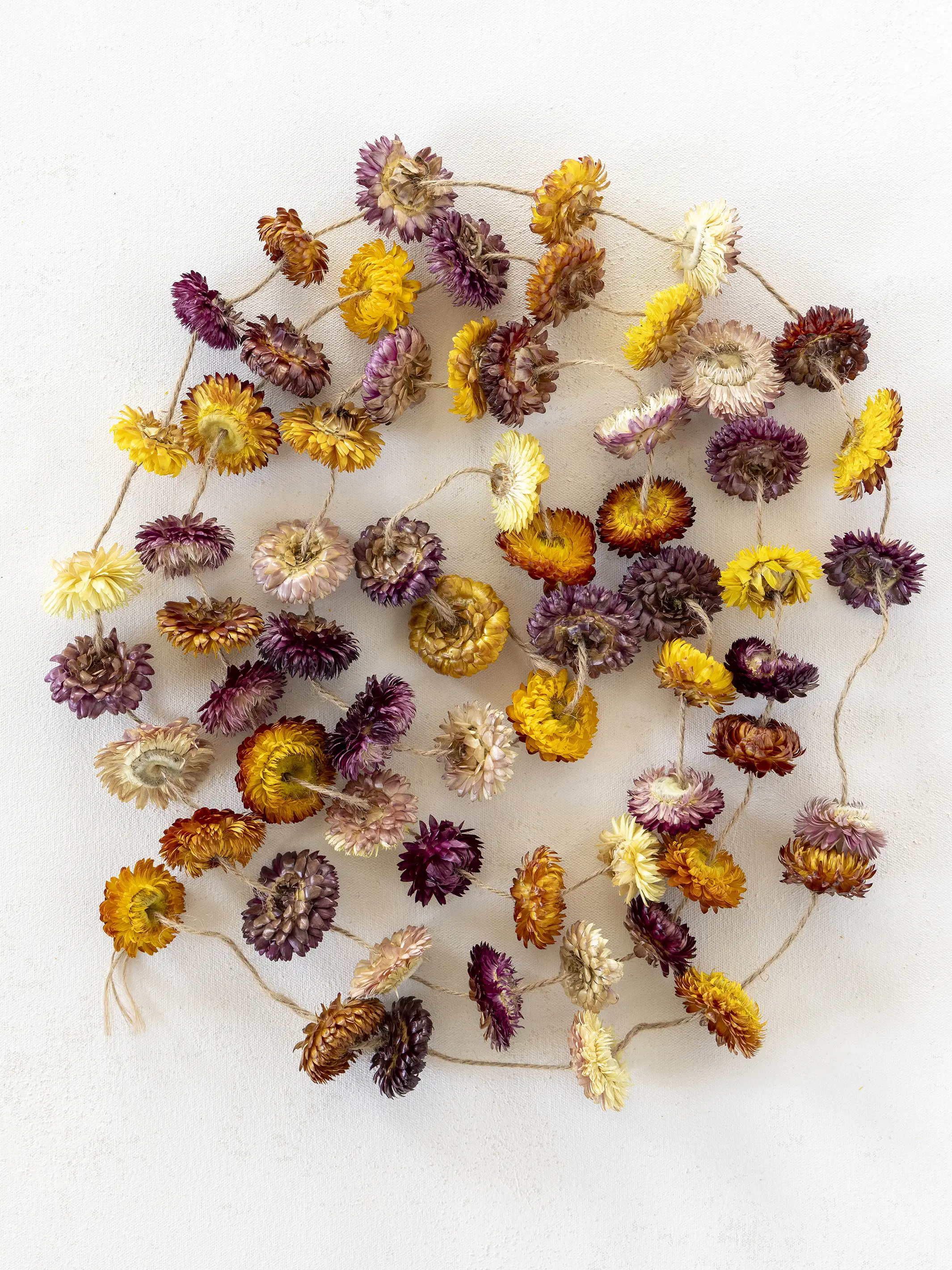 Dried Wildflower Garland - Image 2