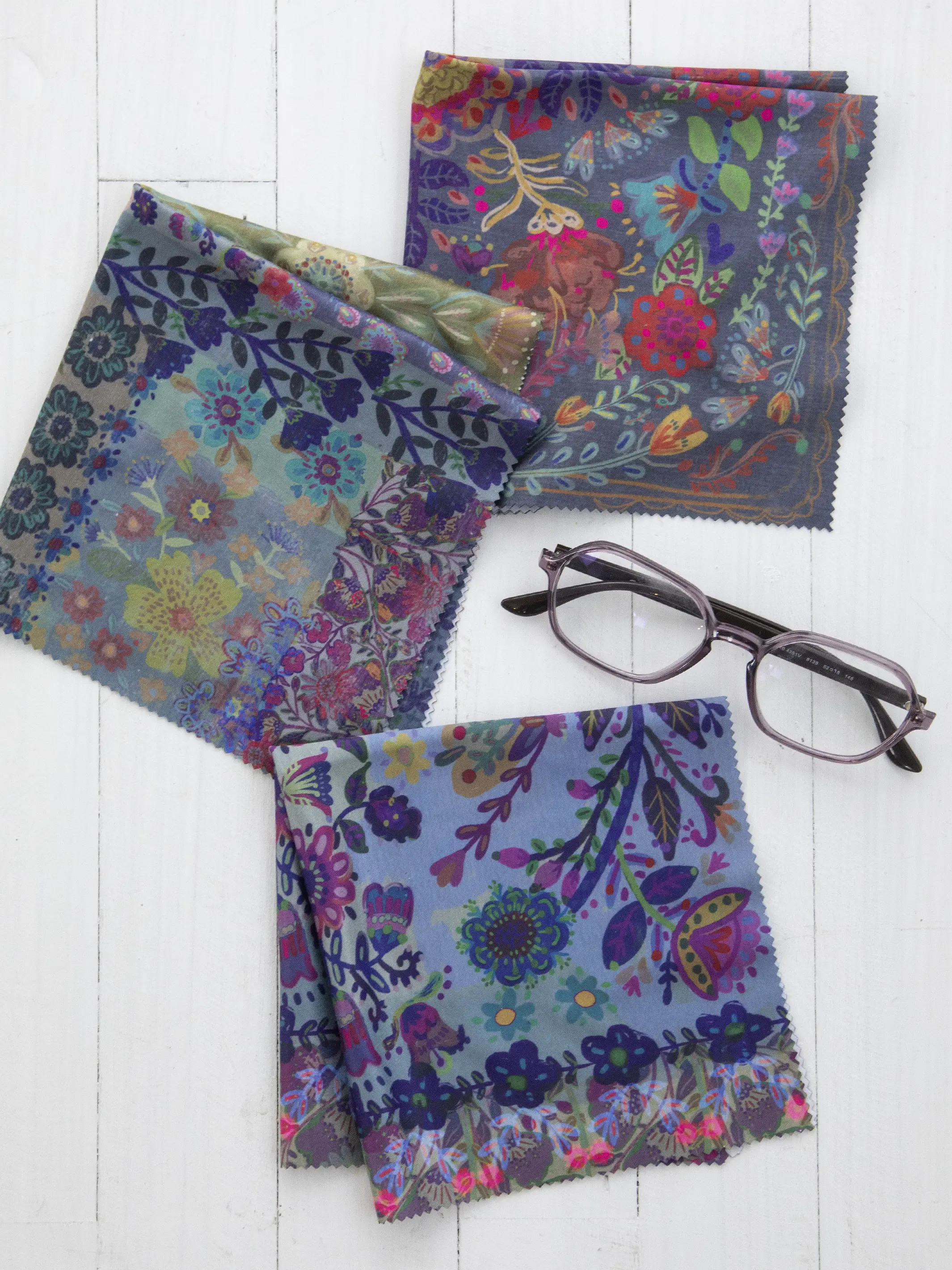 Eyeglass Cleaner Cloths, Set of 3 - Border Folk Garden - Image 3