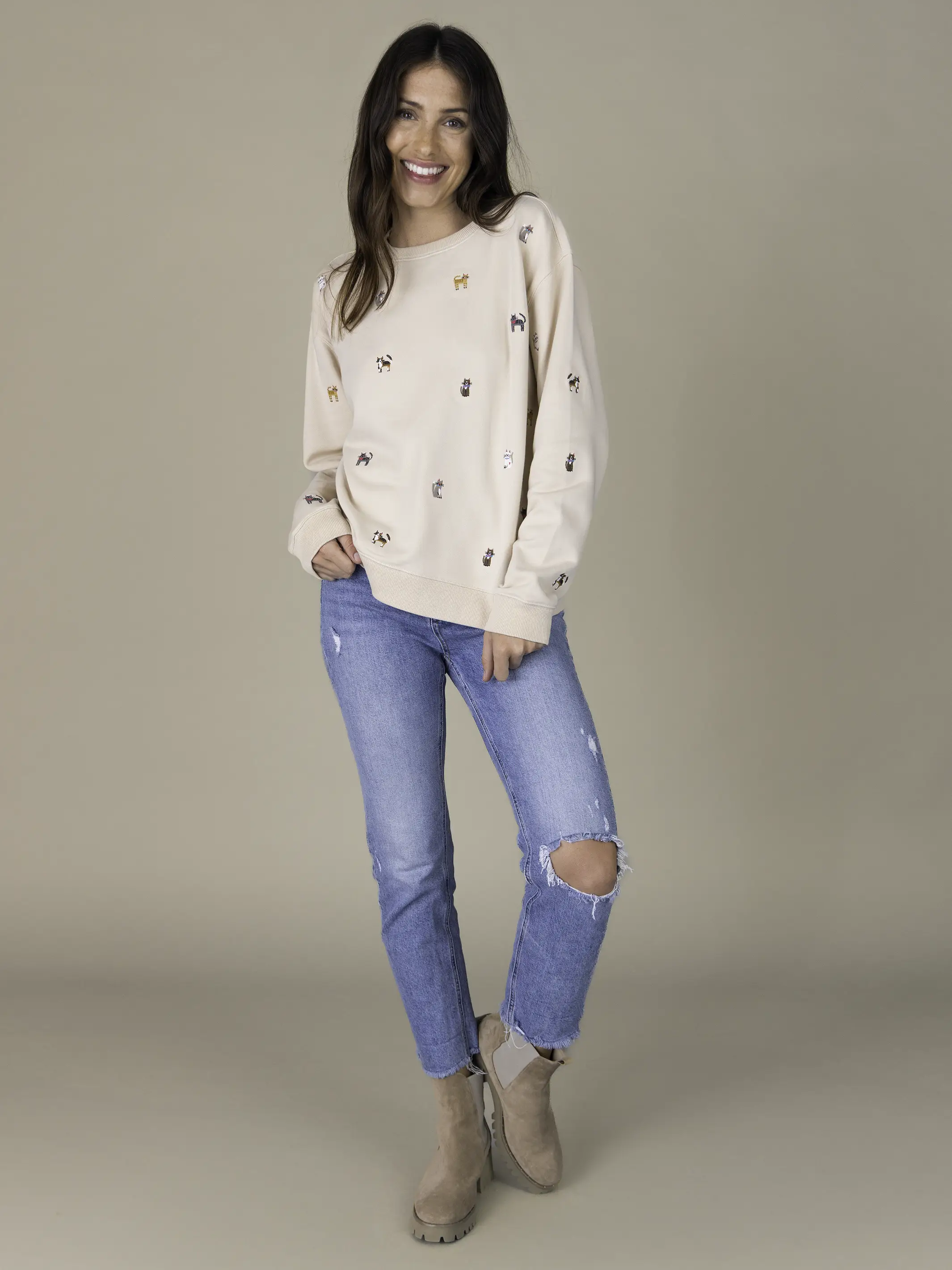 Fave Little Things Embroidered Sweatshirt - Cream Cats - Image 4