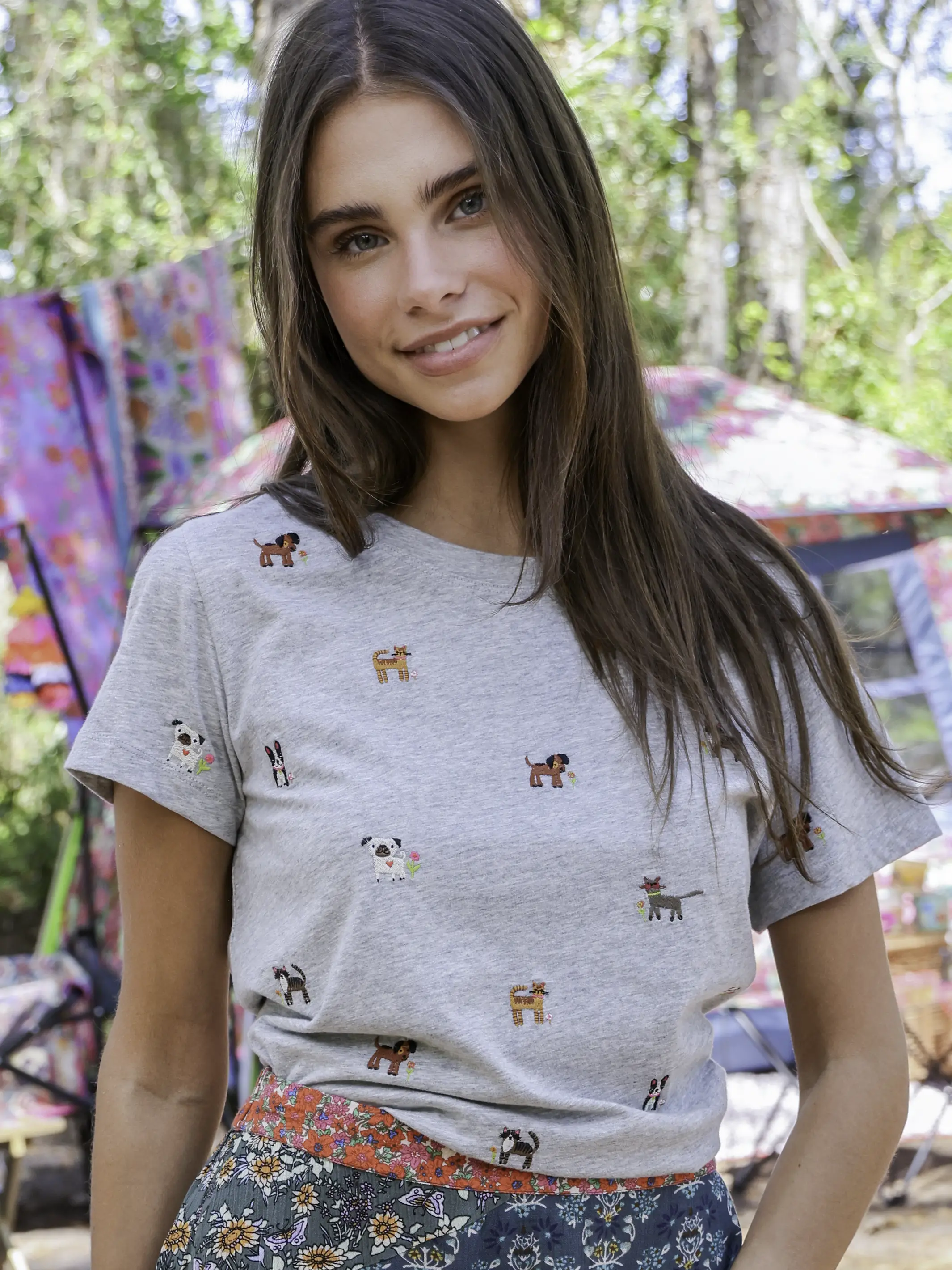 Fave Little Things Embroidered Tee - Grey Pets - Image 2