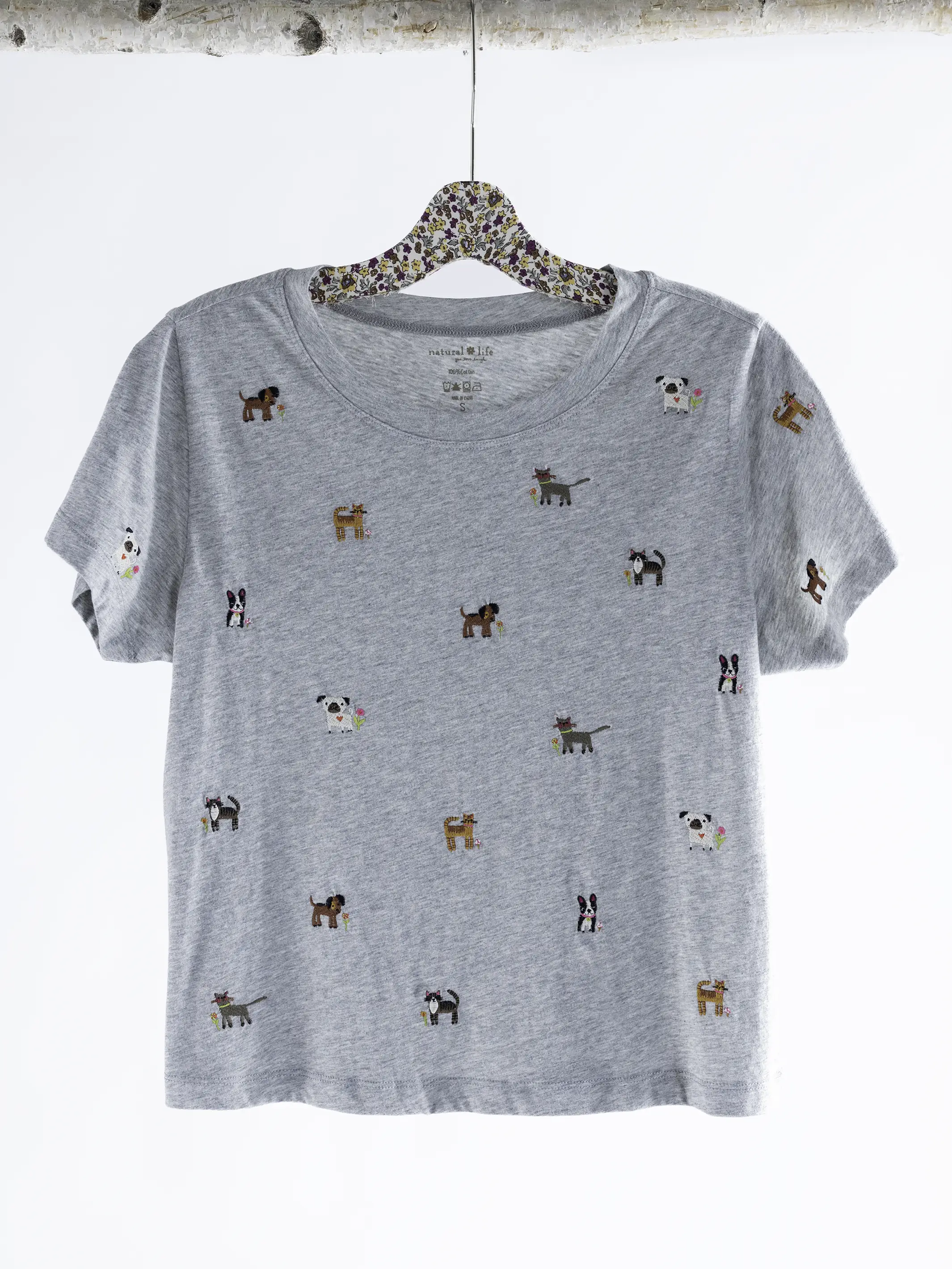 Fave Little Things Embroidered Tee - Grey Pets - Image 4