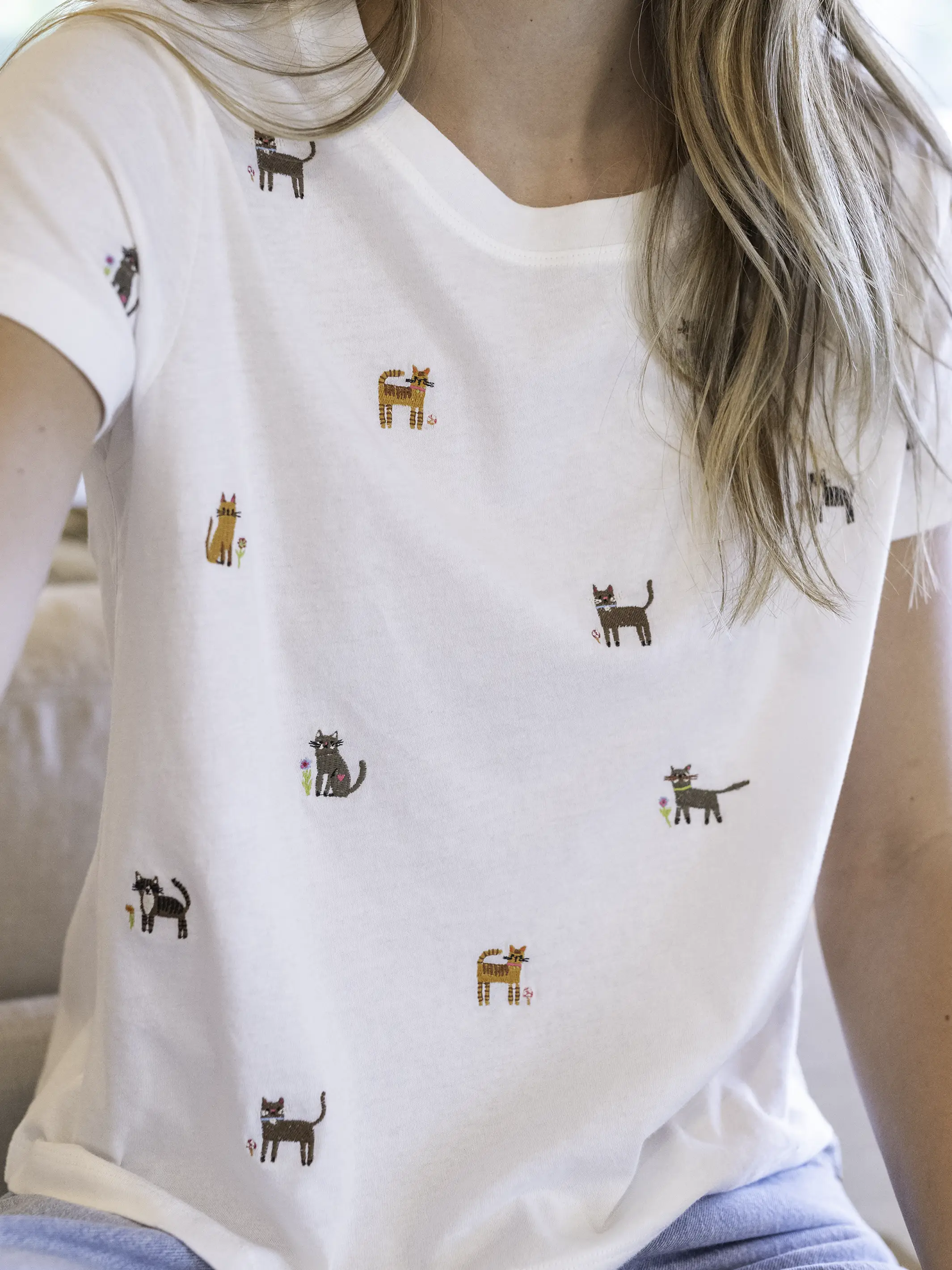 Fave Little Things Embroidered Tee - White Cats - Image 2