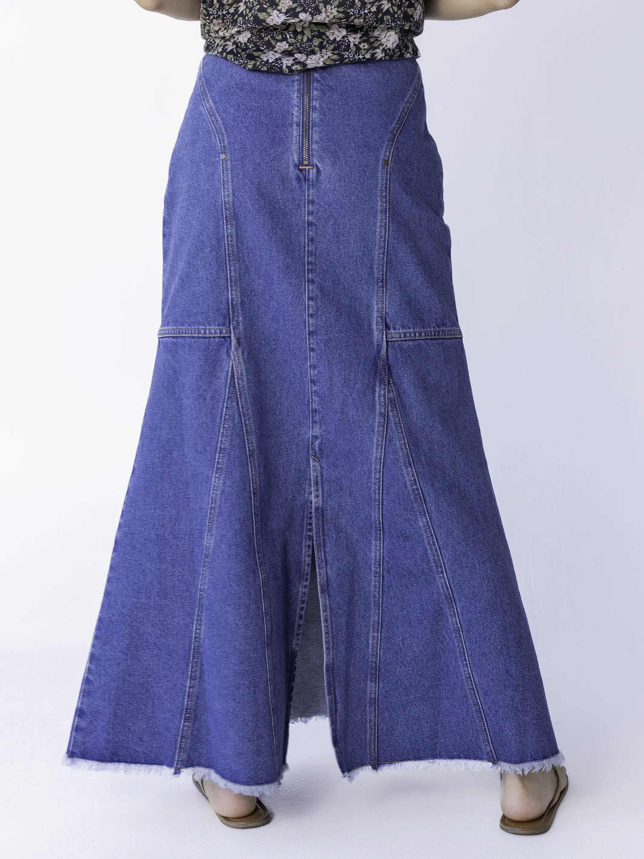 Fitted Cotton Denim Maxi Skirt - Medium Wash - Image 7