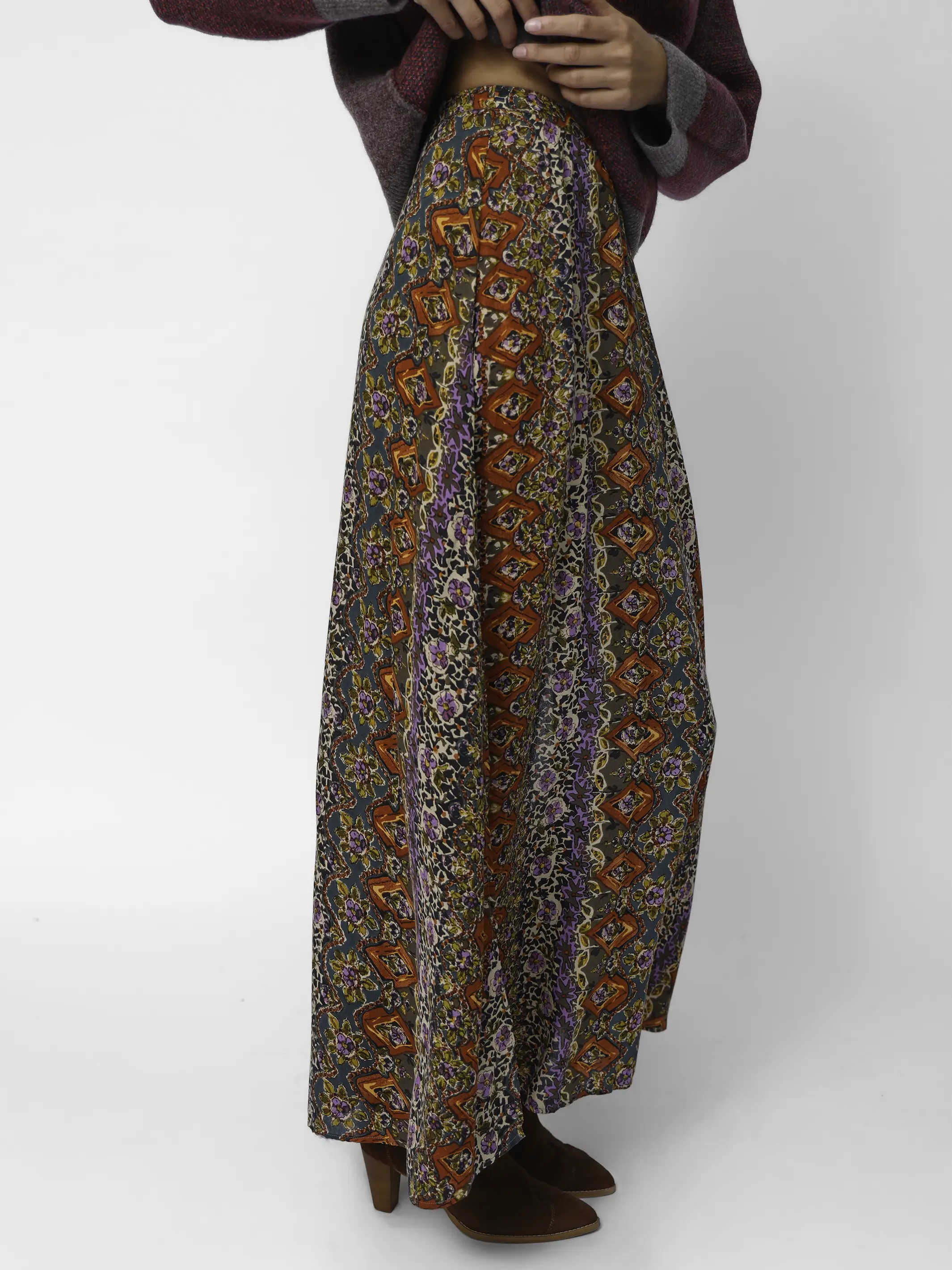 Ginger Side Slit Maxi Skirt - Brown Tuscany Border - Image 4