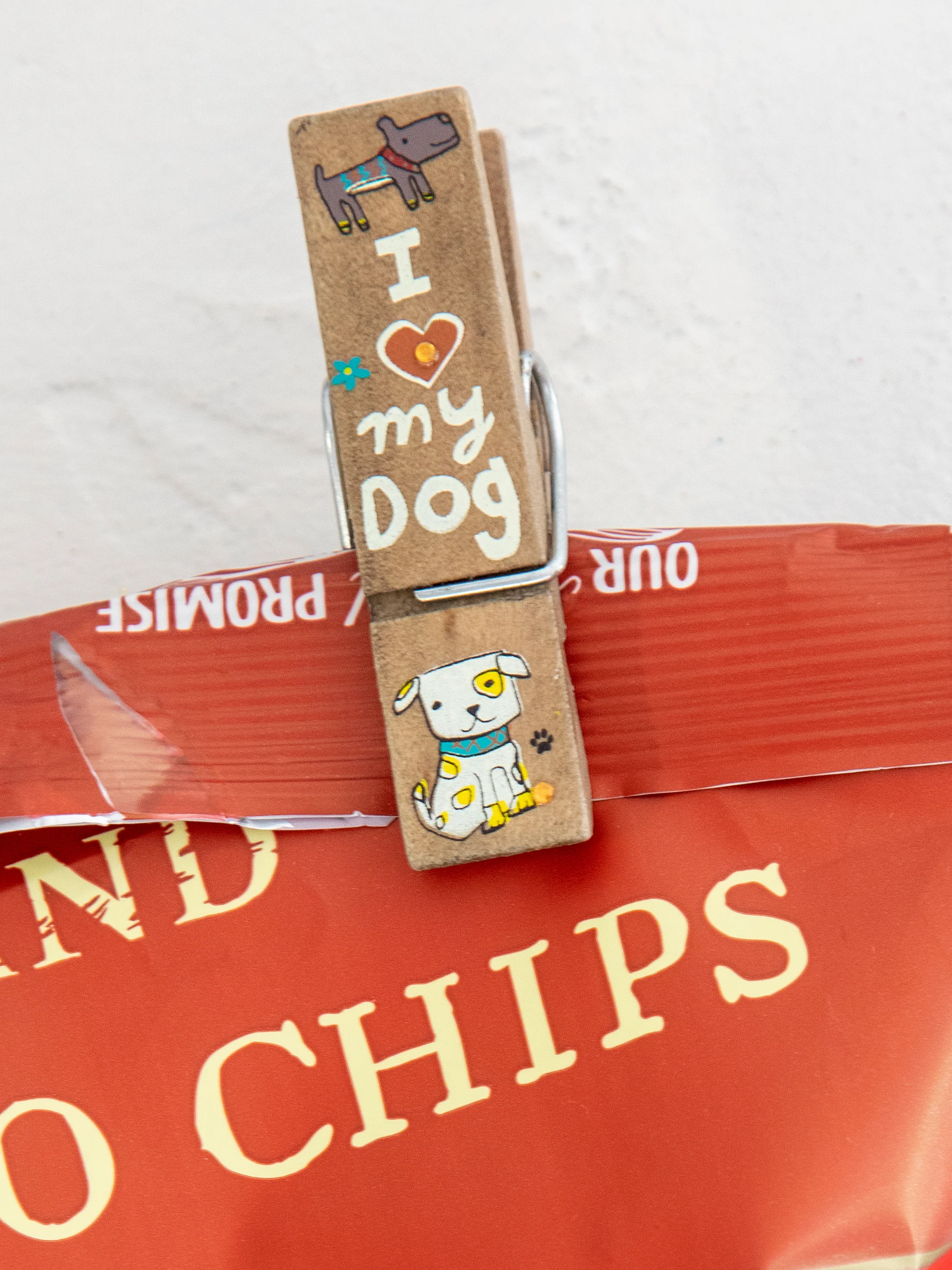 Happy Clips, Set of 4 - Heart My Dog - Image 3