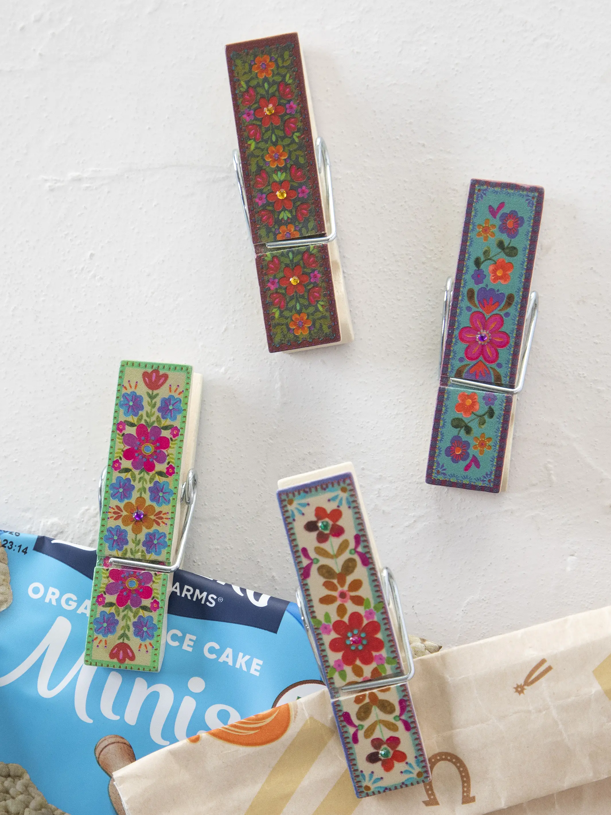 Happy Clips, Set of 4 - Multicolored Floral - Image 2