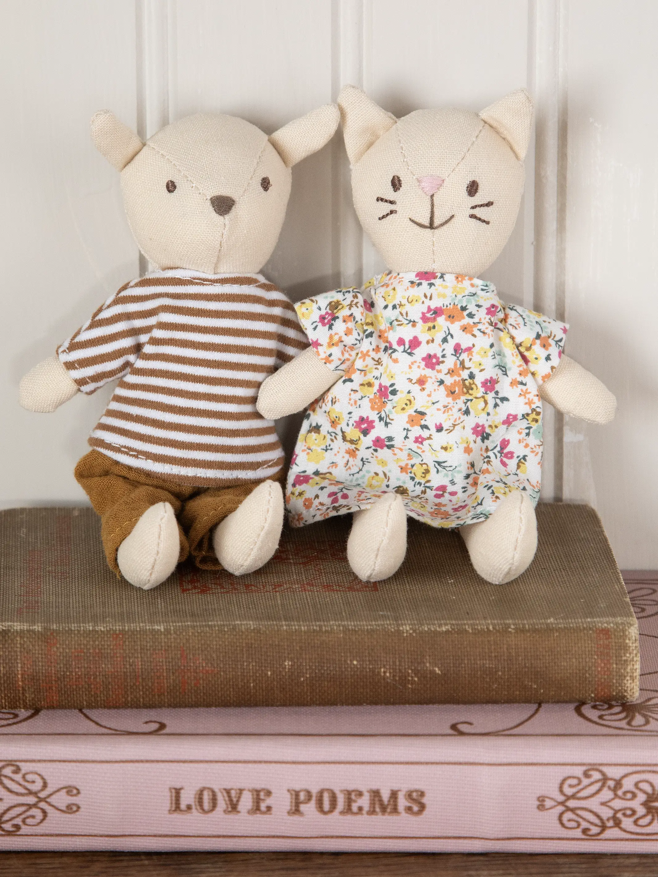 Huck & Harriet Doll Set - Image 2