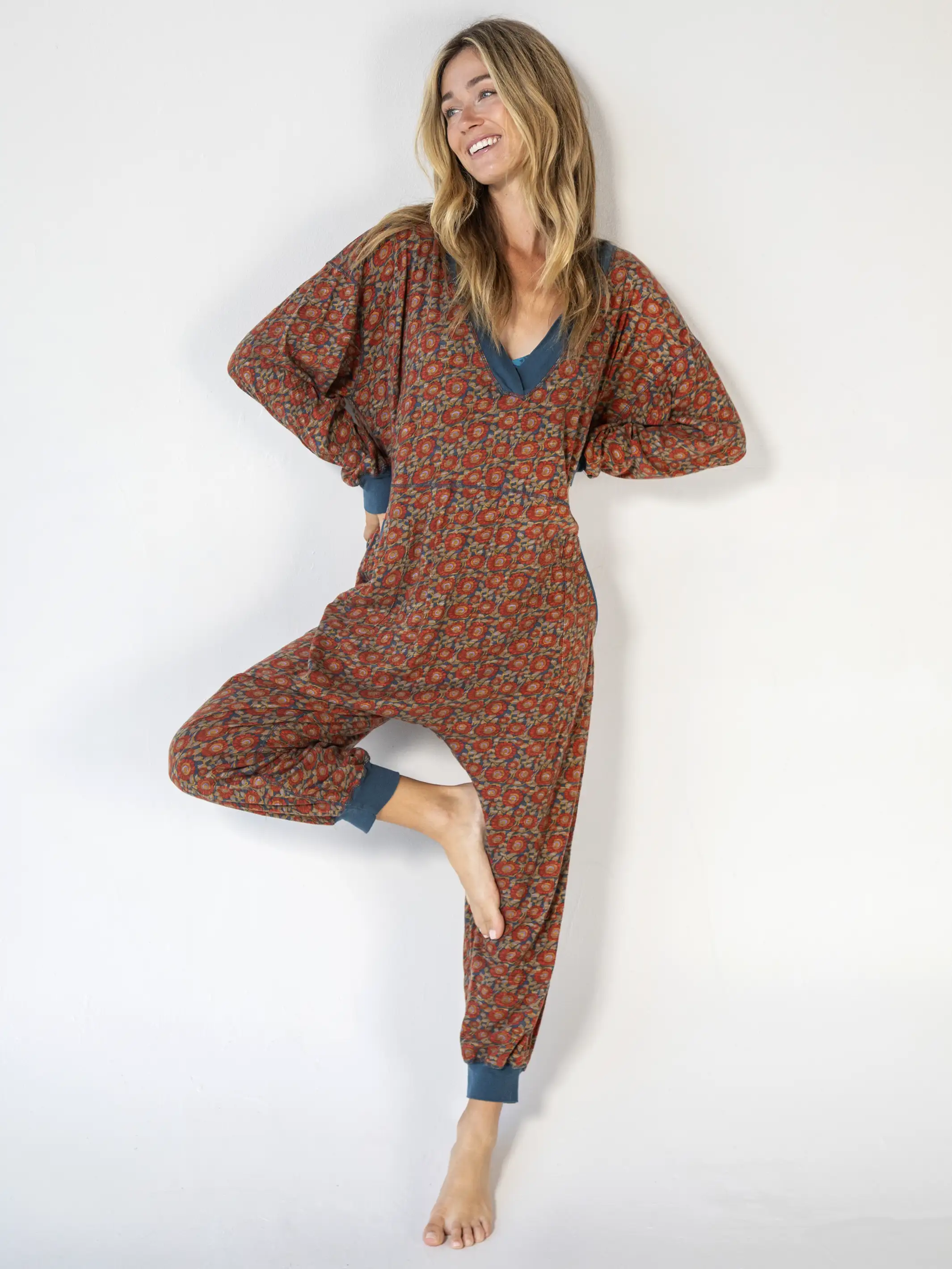 Johnnie Cotton Jumpsuit - Blue Red Vines - Image 2
