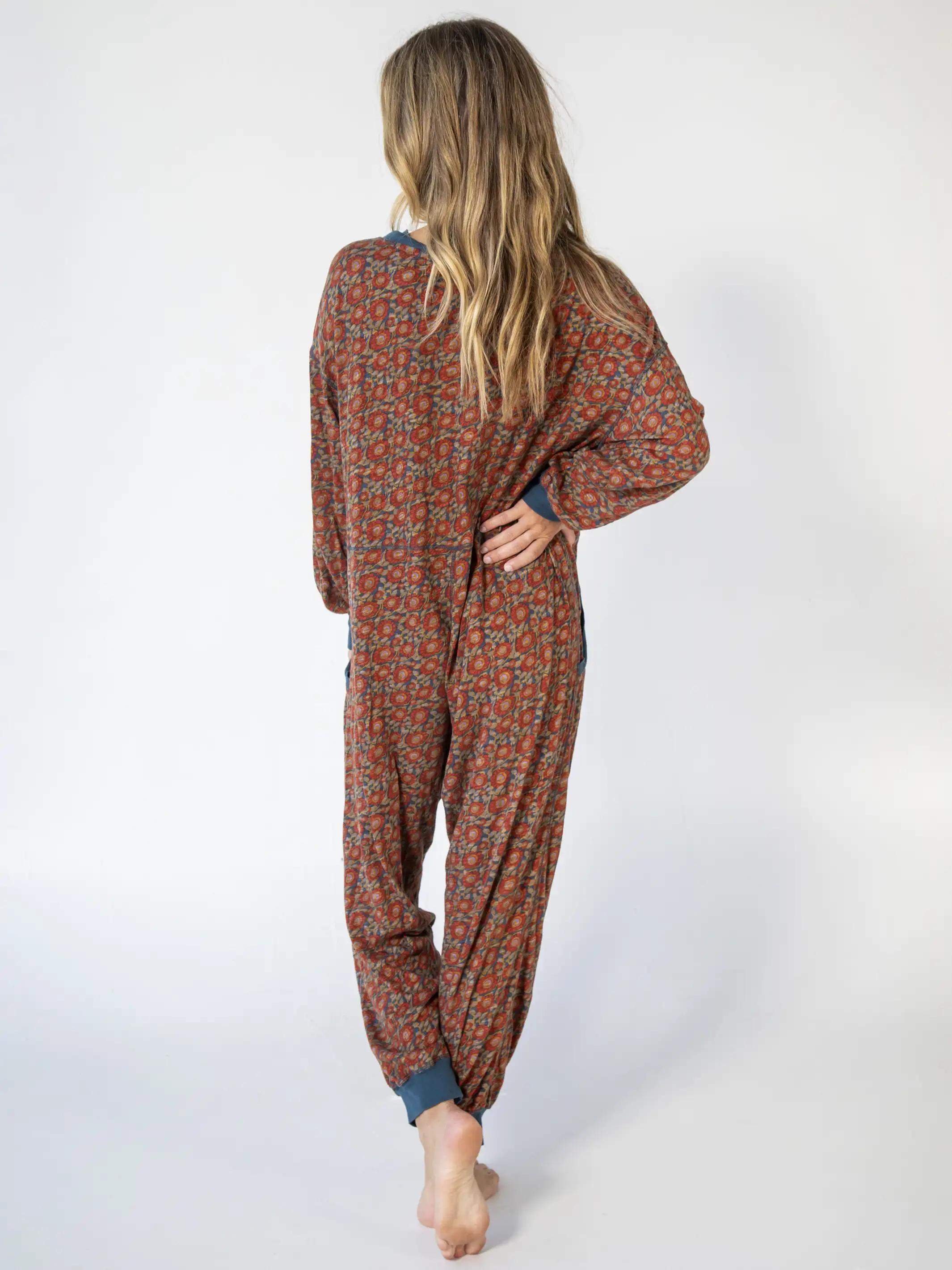 Johnnie Cotton Jumpsuit - Blue Red Vines - Image 4
