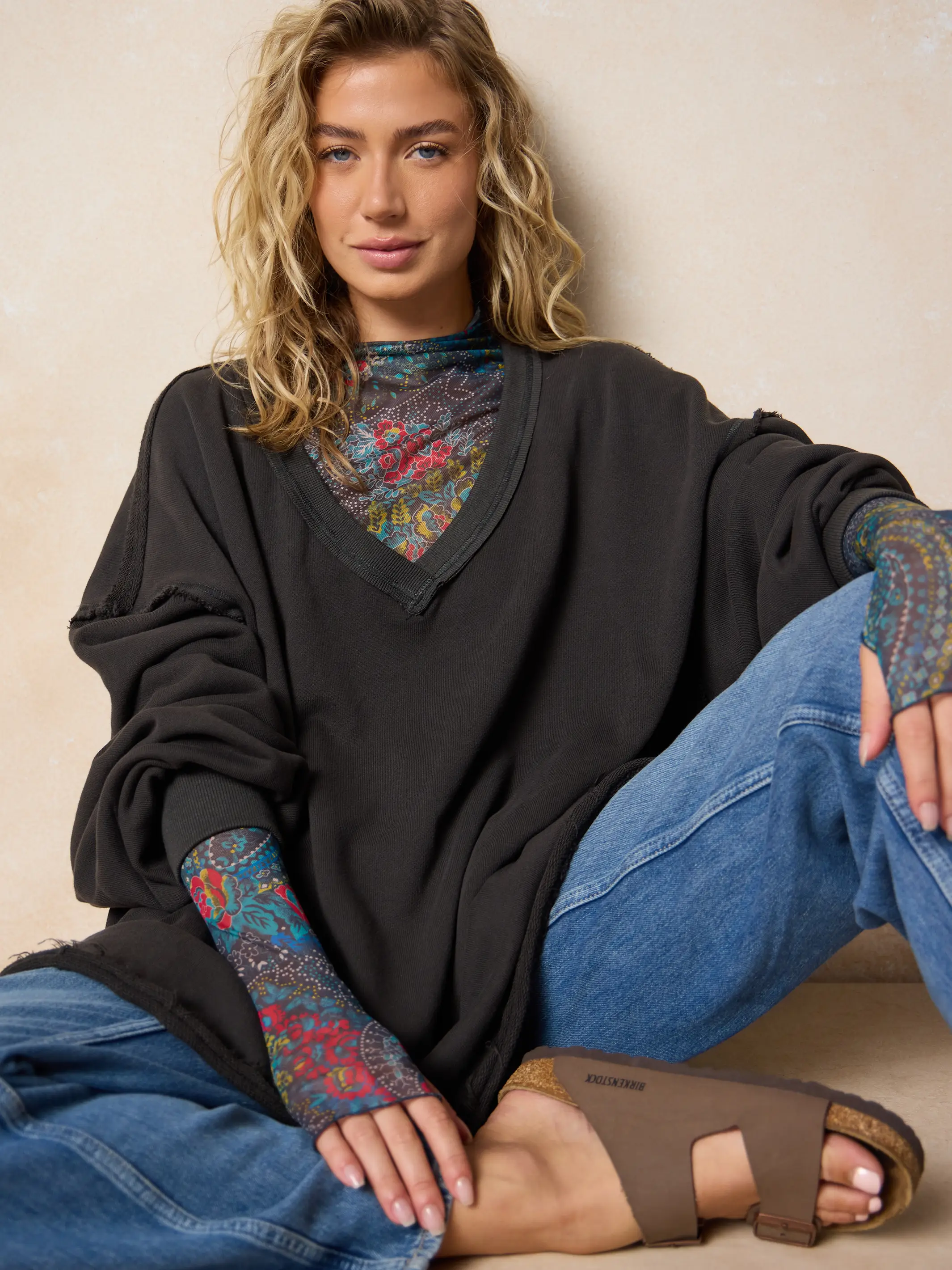 Kick Back Cotton V-Neck Pullover Sweatshirt - Charcoal - Image 2