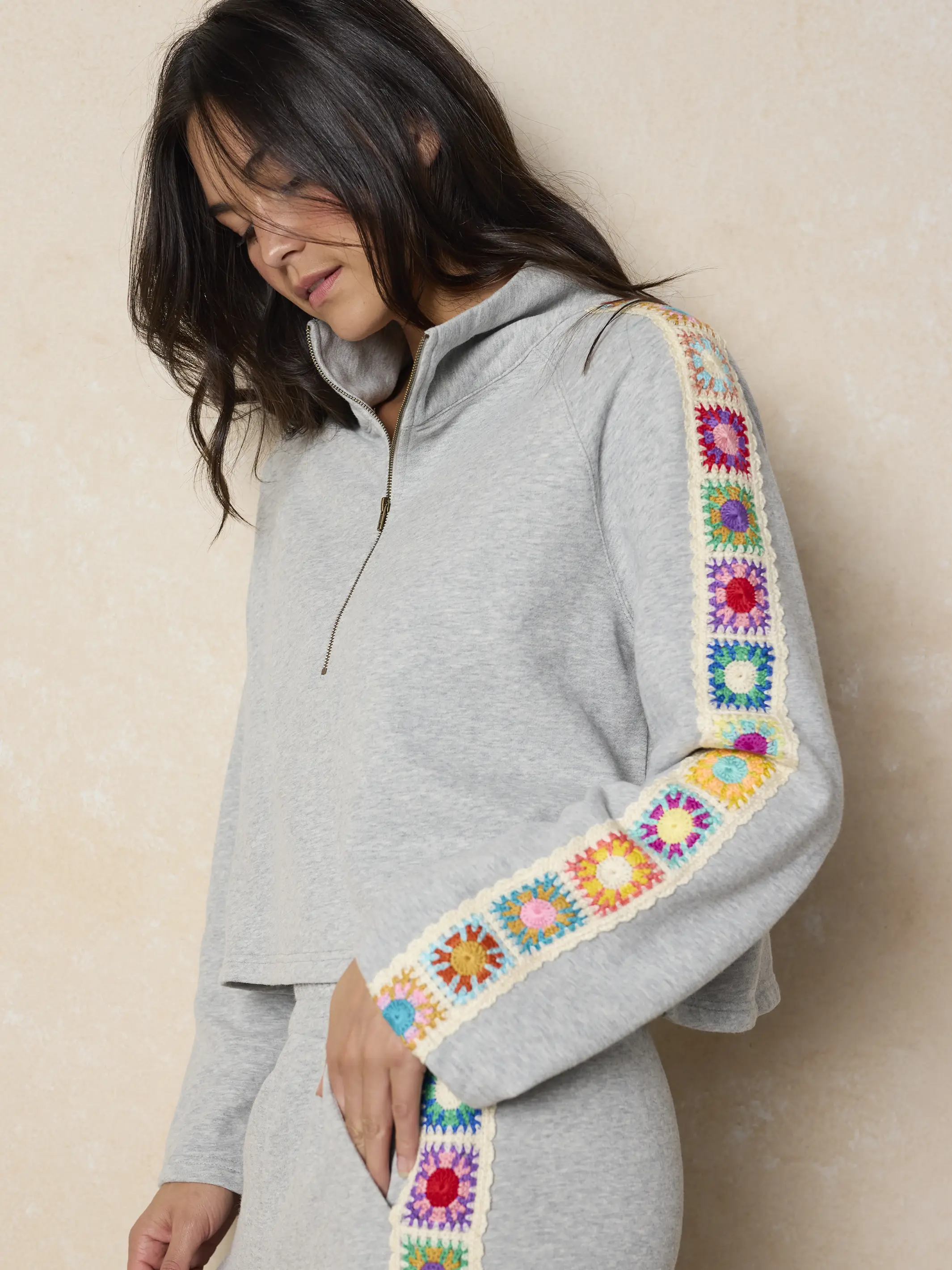 Lyvie Trim Sweatshirt - Heather Grey - Image 2