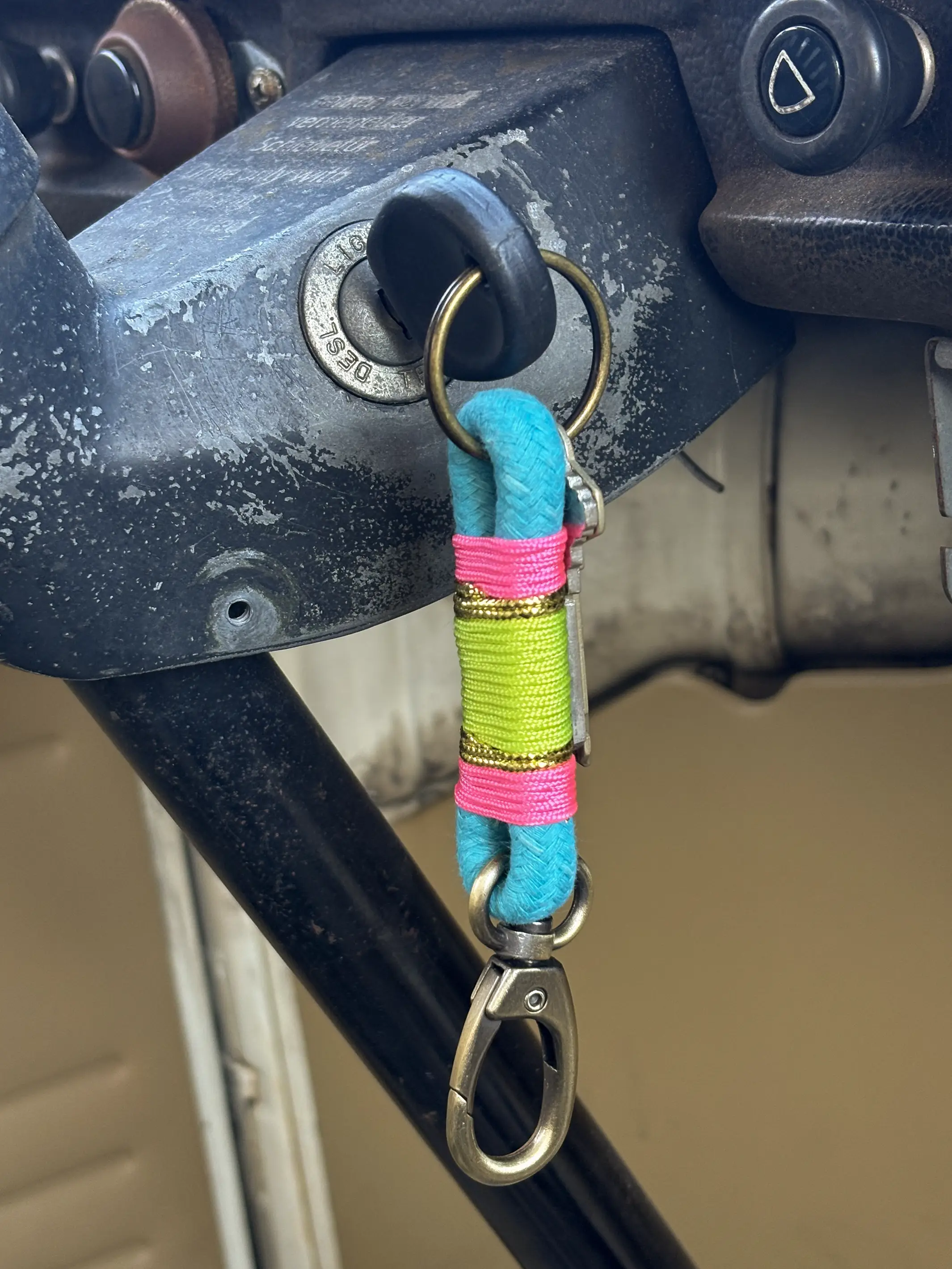 Nautical Rope Keychain - Turquoise - Image 2