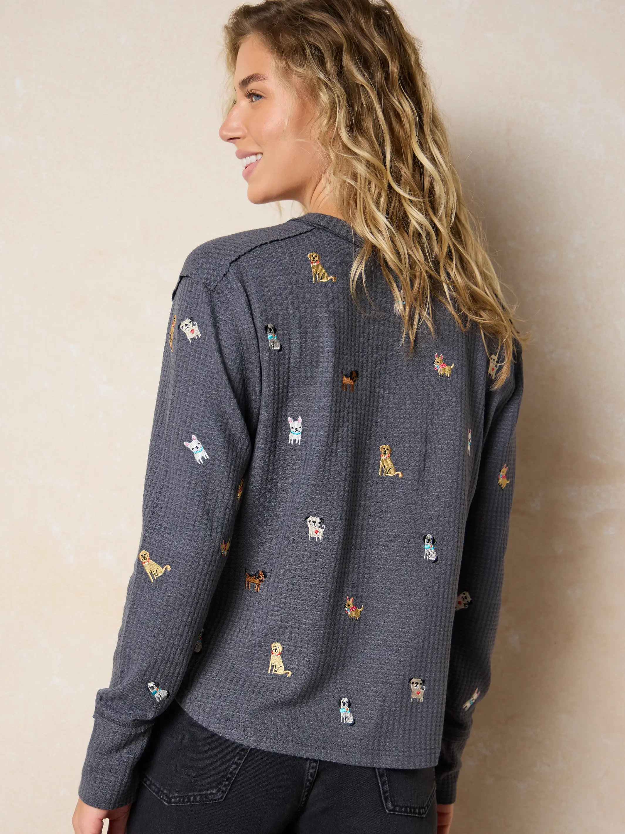 Parker Embroidered Thermal Tee - Charcoal Dogs - Image 4