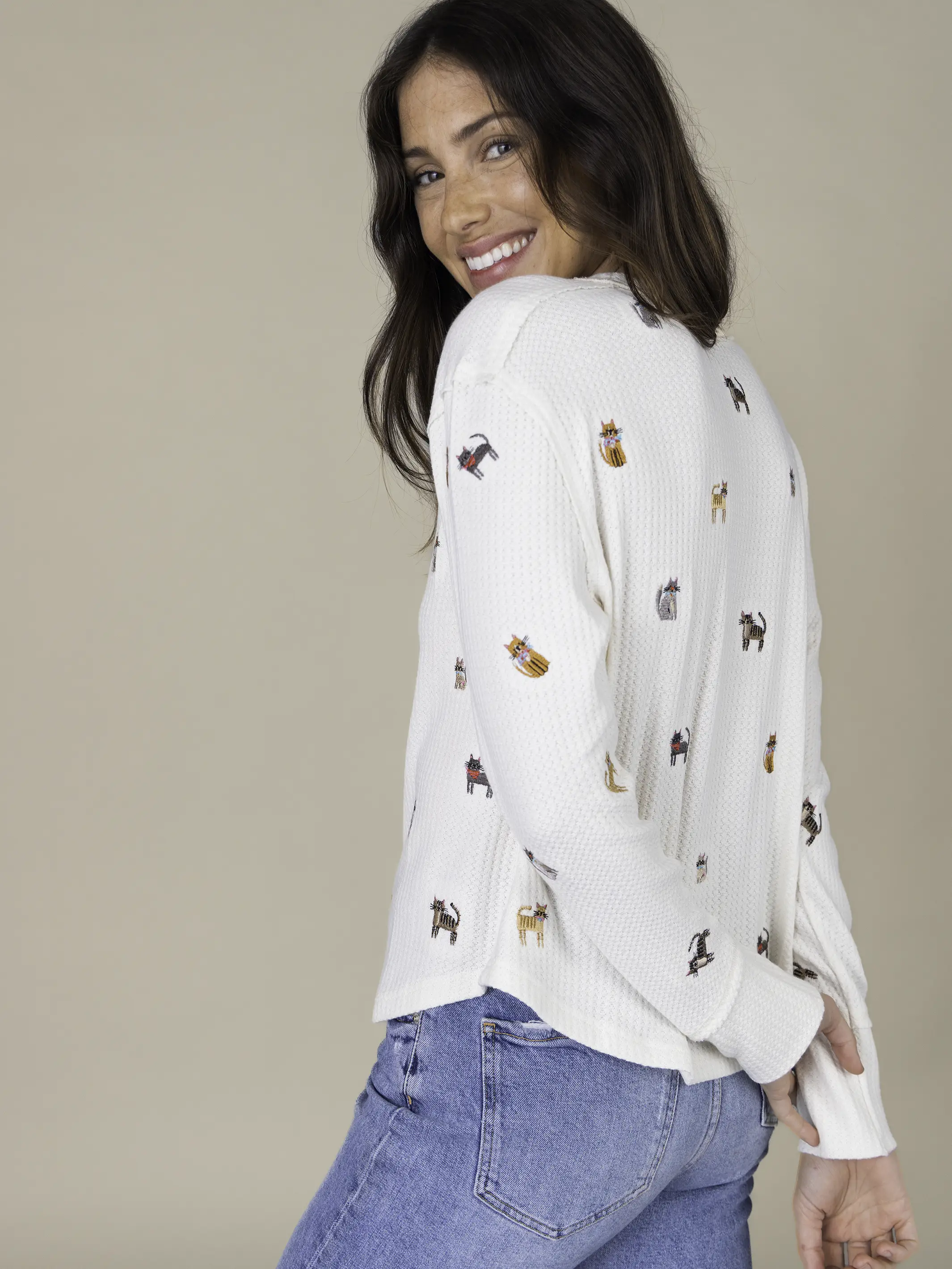 Parker Embroidered Thermal Tee - Cream Cats - Image 4