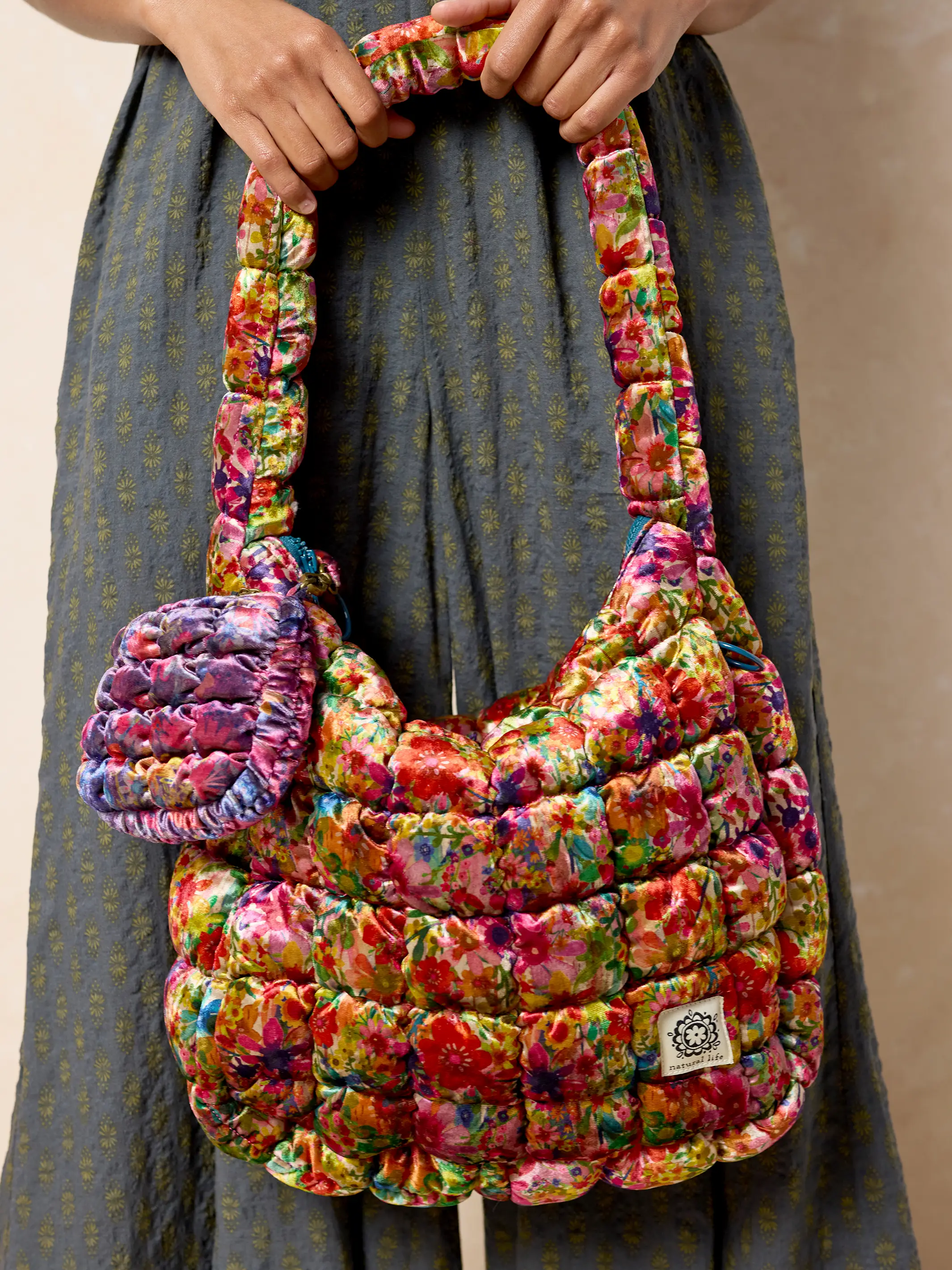 Puffy Velvet Fit-It-All Bag - Large Bright Floral Garden - Image 3