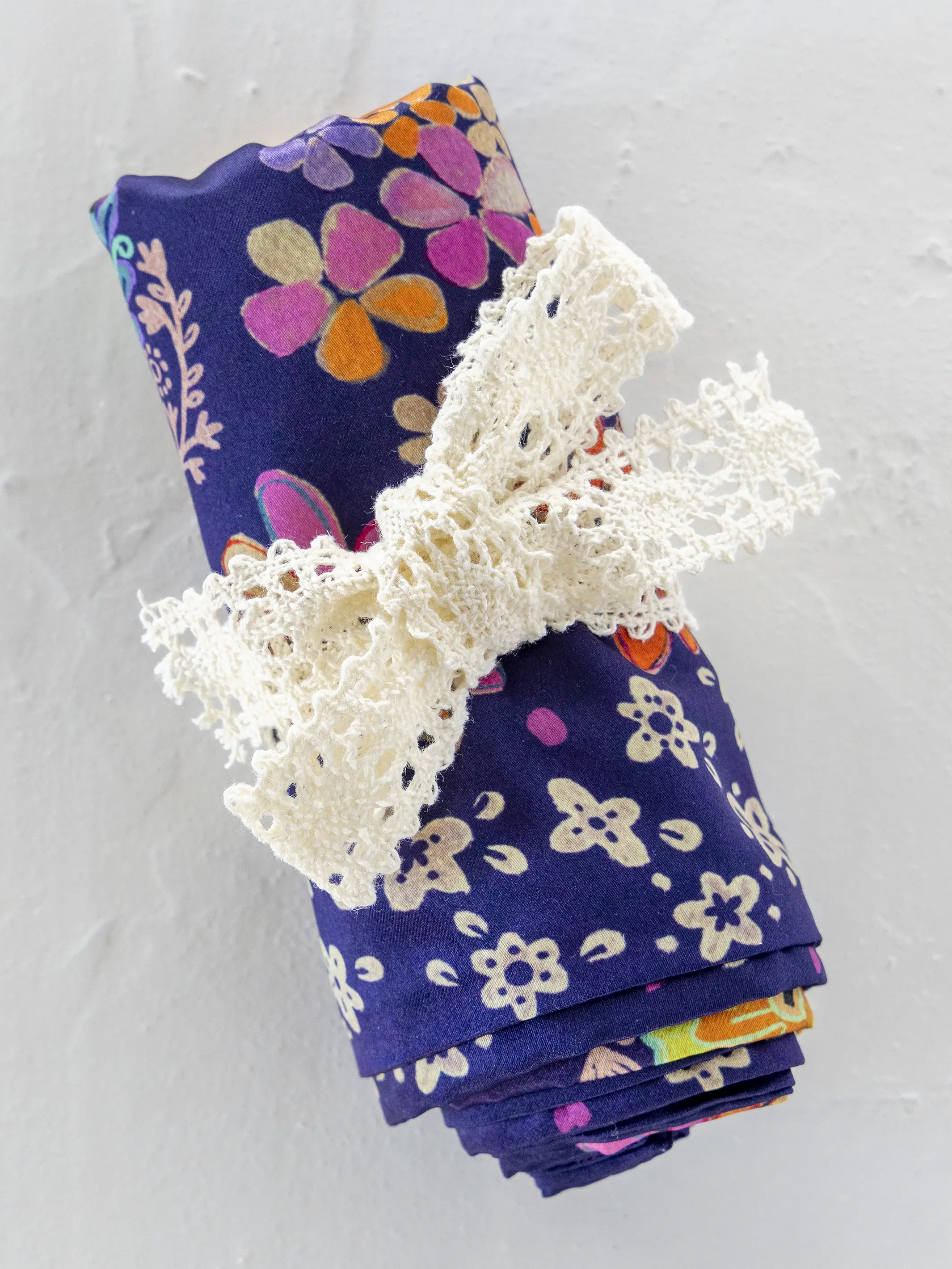 Satin Pillowcase - Tropic Bandana Navy - Image 3
