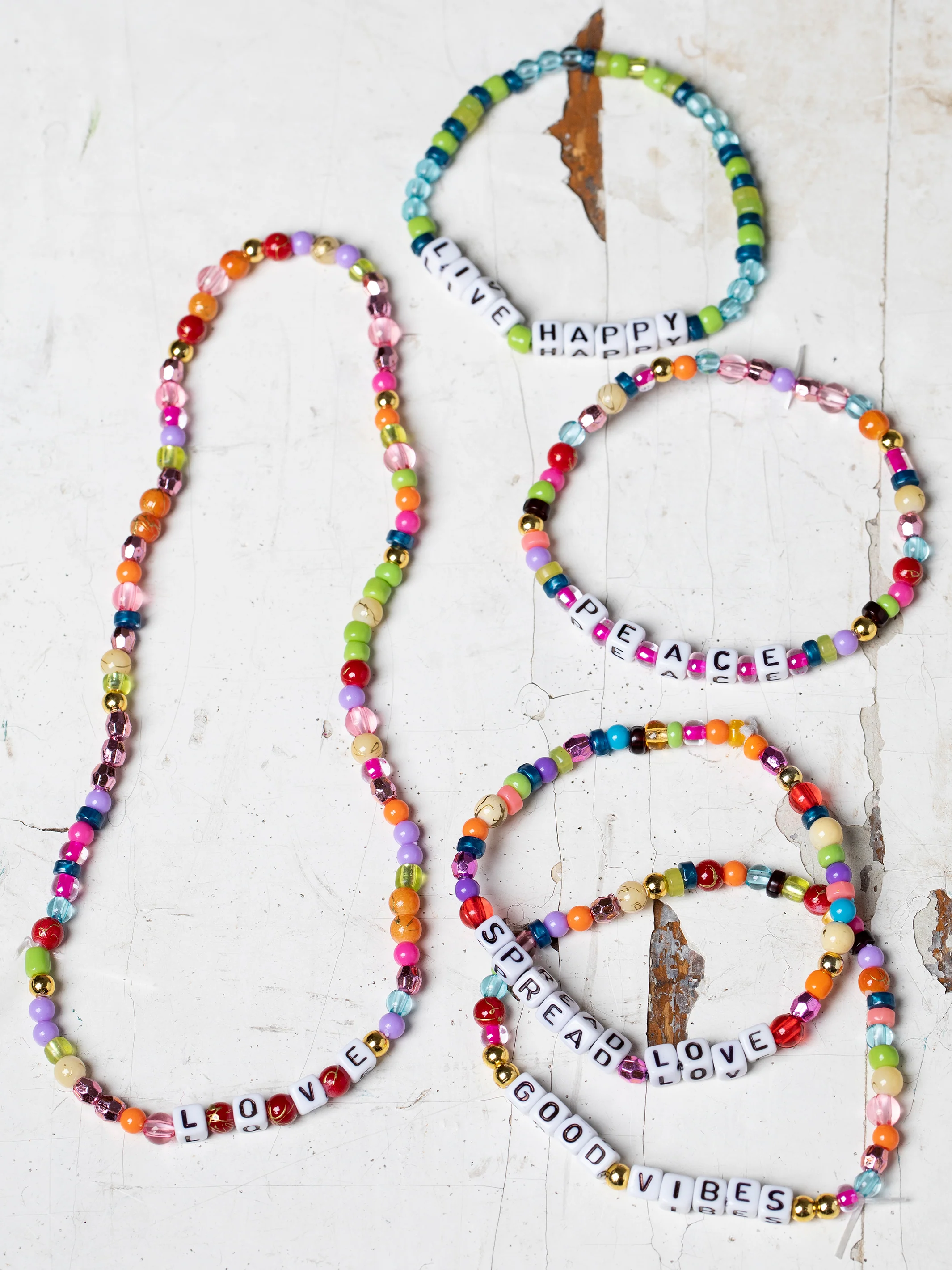 Spread Love Bracelet Making Kit - Image 4