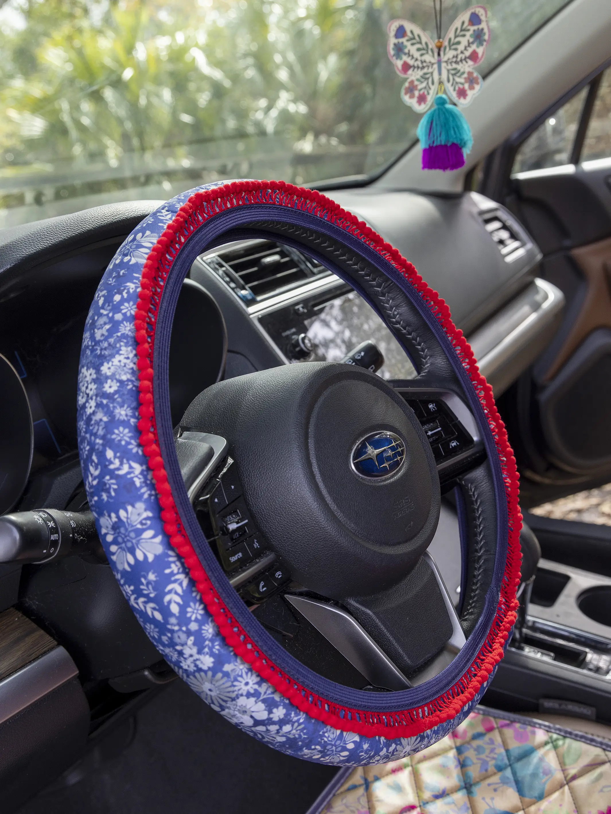Steering Wheel Cover, 15" - Diamond Bandana Navy - Image 2