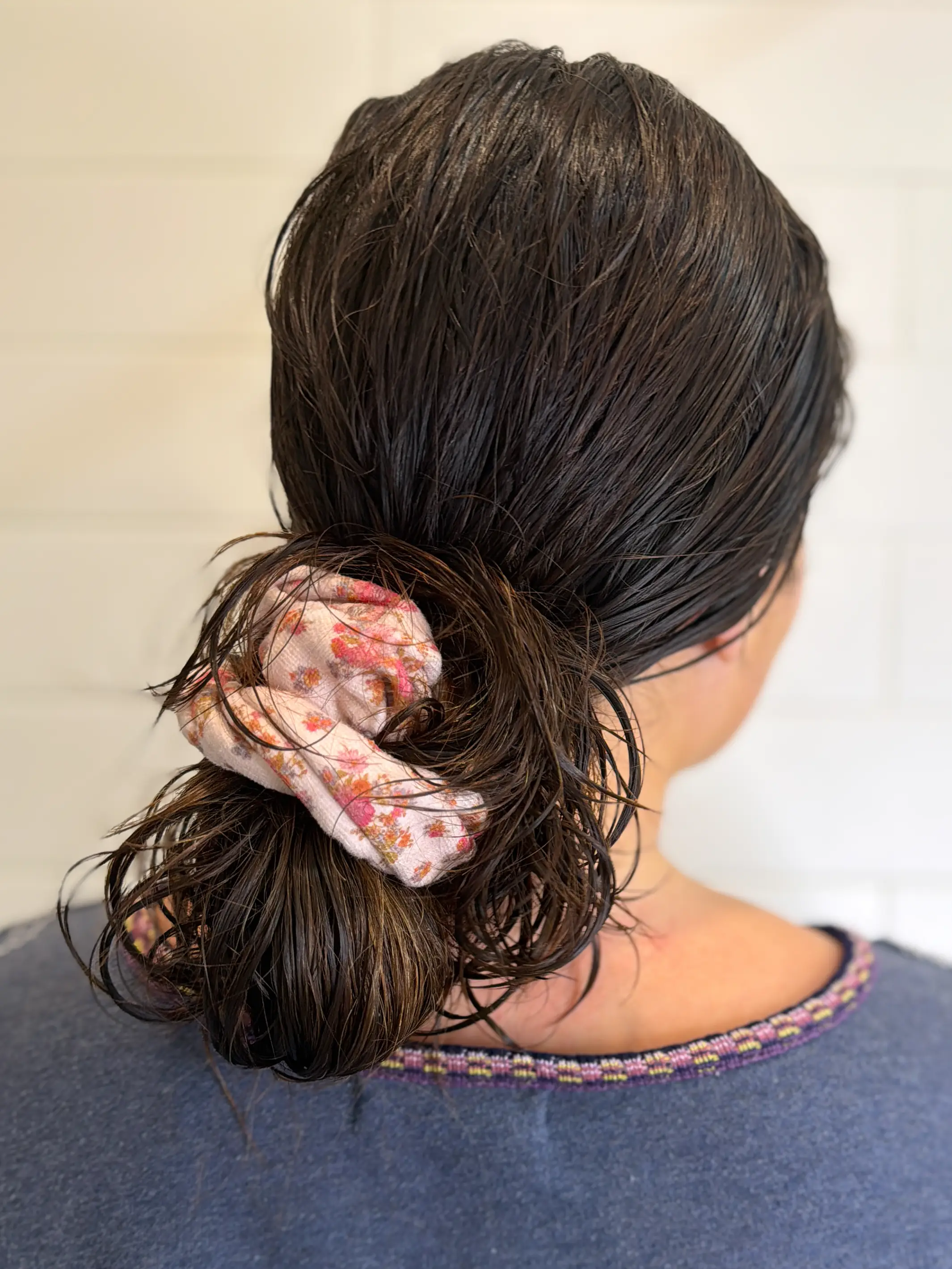 Wet Hair Towel Scrunchie - English Garden Cream - Image 2