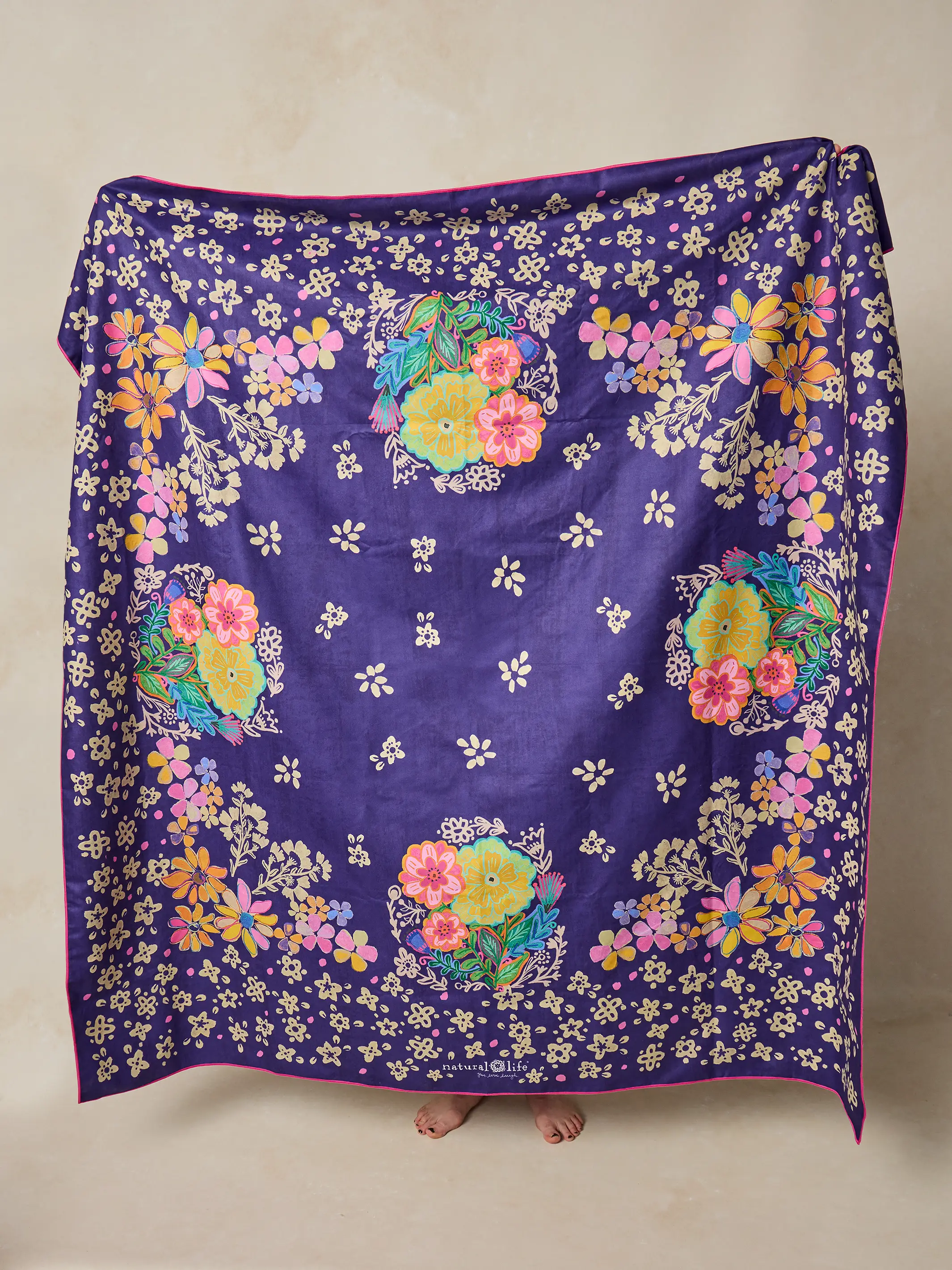 XL Double-Sided Microfiber Beach Towel - Tropic Bandana Navy - Image 4