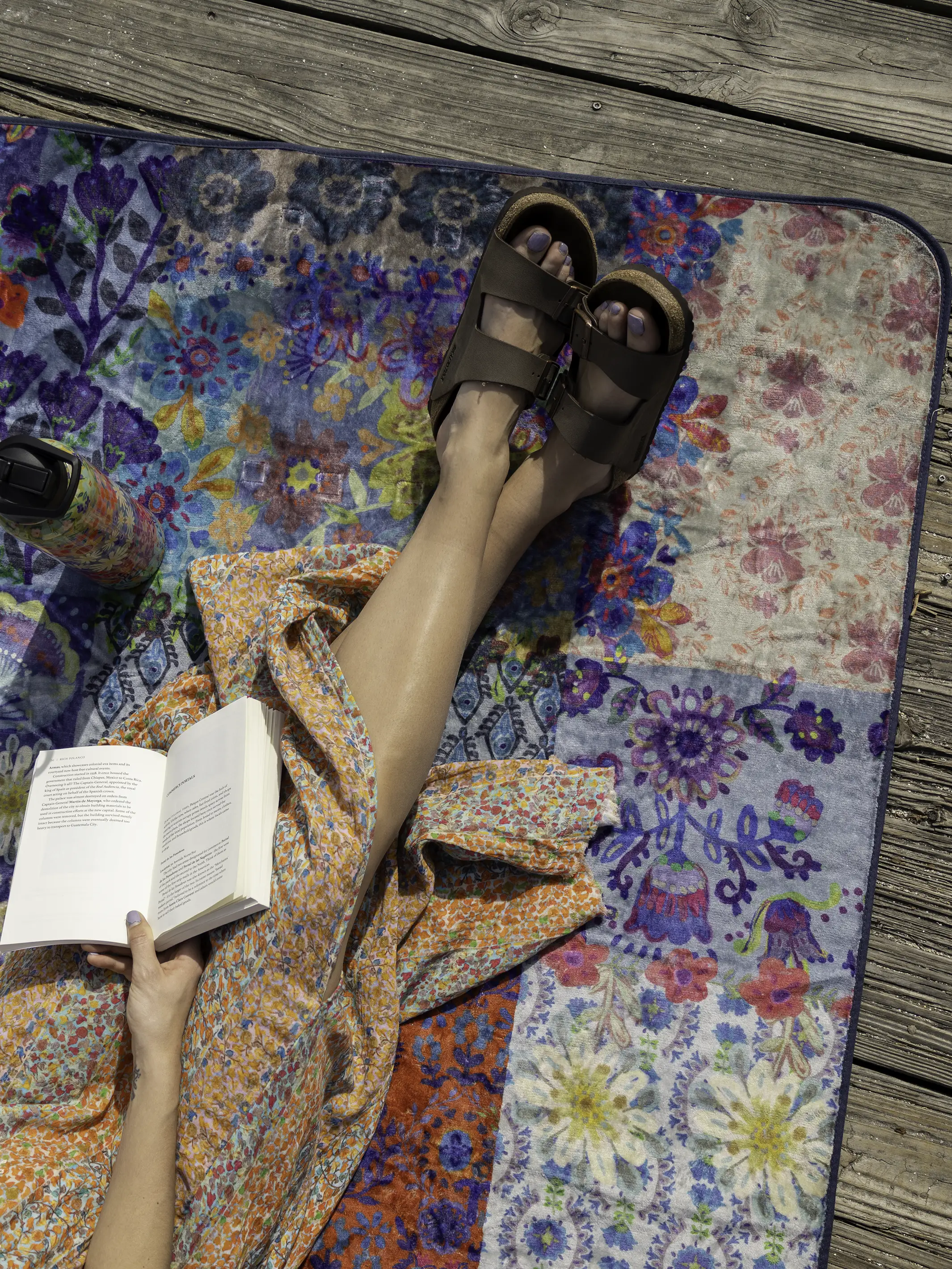 XL Water Resistant Picnic Blanket - Blue Patchwork - Image 2
